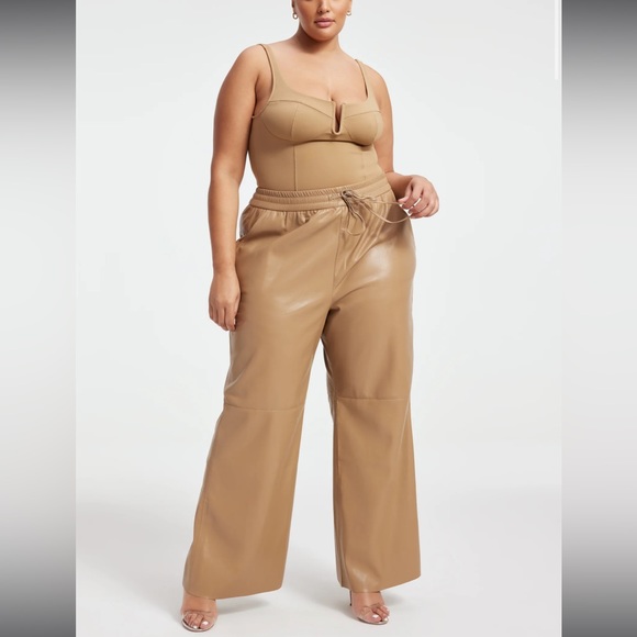 GOOD AMERICAN | Faux Leather Warm Caramel Wide Leg Pants Size 5 (2XL) - Picture 1 of 13